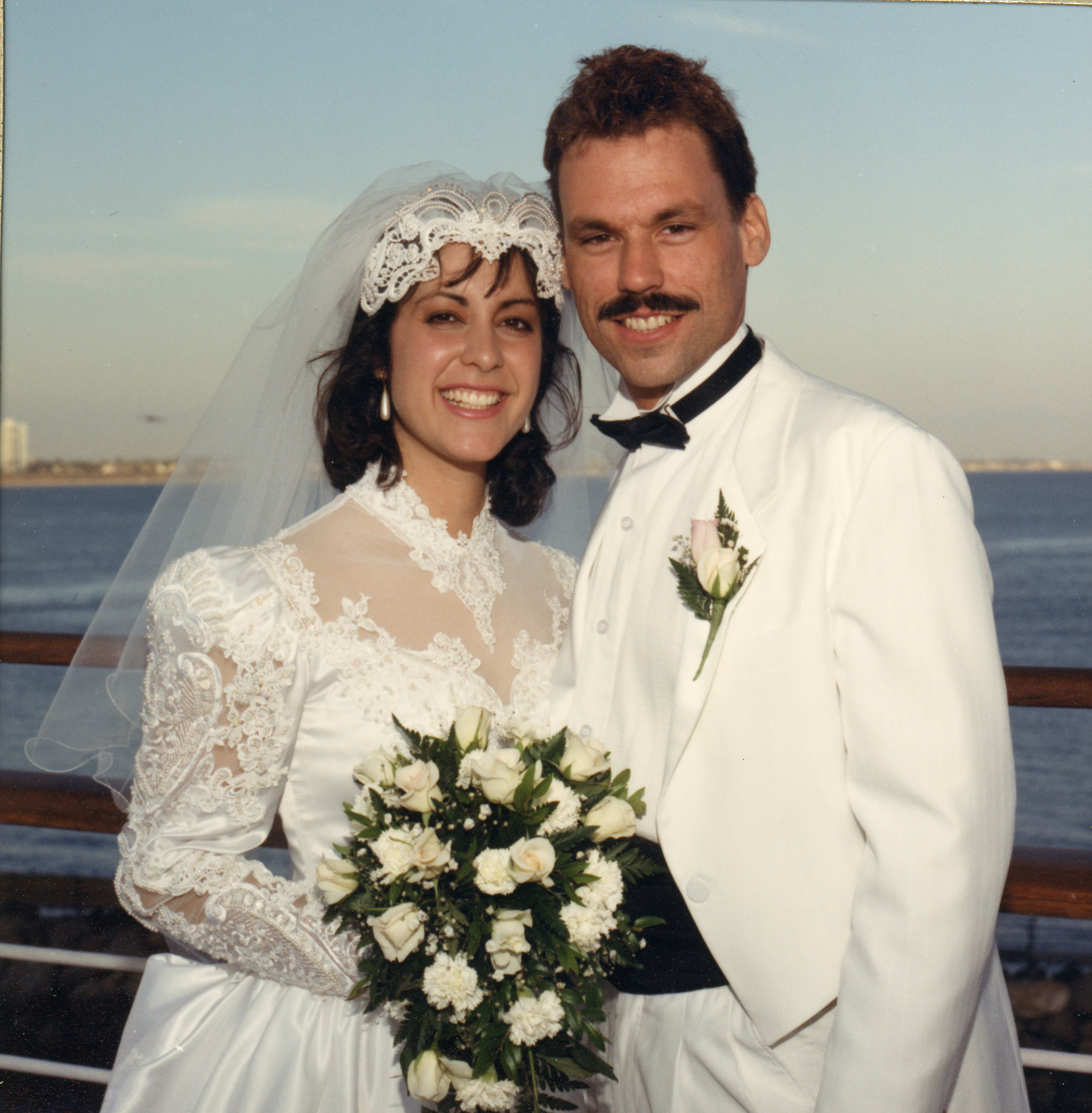 Joe and Kimberly Soares wedding photo